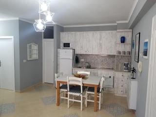 Fancy Sea View Apartment 1 - Saranda - 3