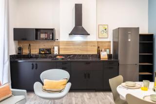 C15 - 2 BDR Historic Old Cannes 5 min Sea - AC & Wifi - Cannes - 5
