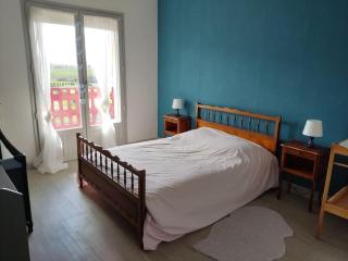 Superbe appartement avec vue sur le Puy de Dôme - Saint-Georges-de-Mons - 3