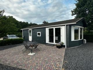 Luxe chalet met uniek vrij uitzicht op rustig park in Papenvoort DRENTHE - Papenvoort - 9