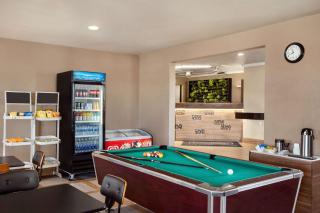 Travelodge by Wyndham Lake Havasu - Lake Havasu City - 4