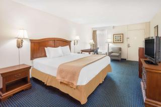 Baymont by Wyndham Rocky Mount I-95 - Rocky Mount - 1