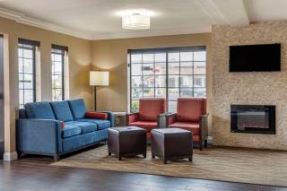 Comfort Inn & Suites Ventura Beach - Ventura - 9