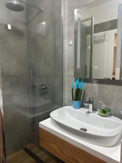 Belle Apartment - Gjirokastra - 2