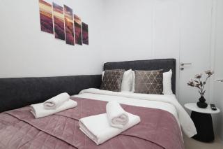 The Snug - Heraklio - 1