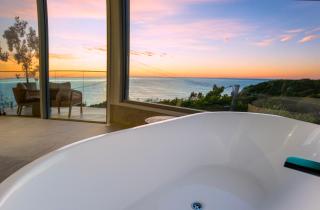 Coolum luxury apartment with king bed and ocean views - Coolum Beach - 6