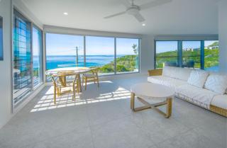 Coolum luxury apartment with king bed and ocean views - Coolum Beach - 3