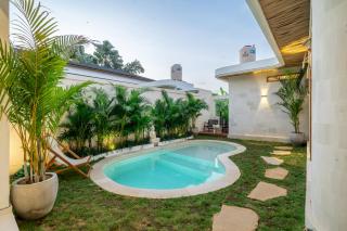 Canggu Vibe 2BDR Villa with Pool and Nearby Delights - Kerobokan - 8