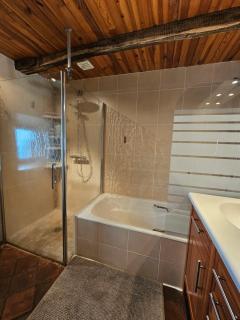 Grande maison familiale - Proche Rodez, Wifi, Calme et Jardin - Luc - 2