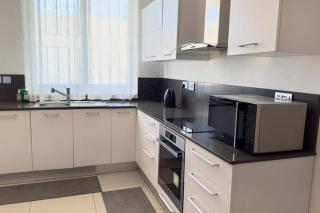 Modern family retreat in St Julians - 6