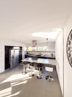 Grande maison moderne avec piscine 10 personnes - Trouillas - 7