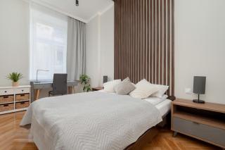 Modern Apartment in the Centre od Lodz by Noclegi Renters - Łódź - 0