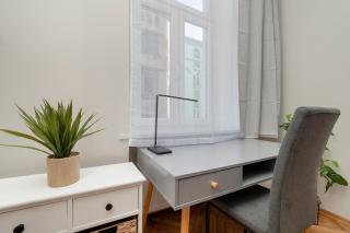 Modern Apartment in the Centre od Lodz by Noclegi Renters - Łódź - 8