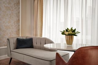 The College Green Dublin Hotel, Autograph Collection - 5