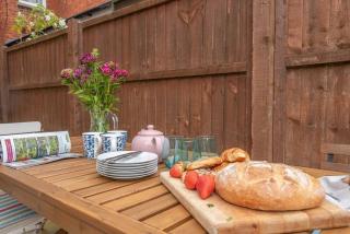 Pebble House, Aldeburgh - 9