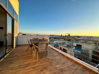 Lovely Penthouse off the Marina - Taʼ Xbiex - 9