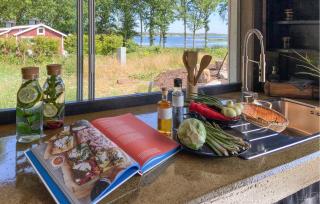 Amazing Home In Sturkö With Wi-Fi - 2