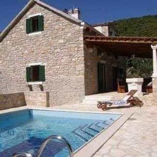 Stone house Mornar near beach - 0
