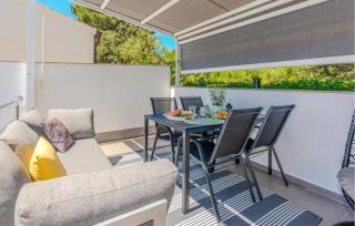 Awesome Apartment In Vir With Wifi - Vir - 1