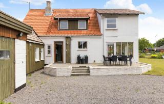 4 Bedroom Gorgeous Home In Aakirkeby - 2