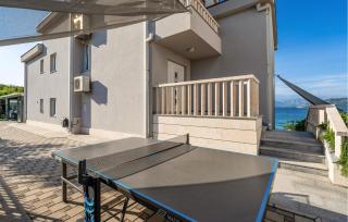 Gorgeous Home In Sreser With Sauna - 4