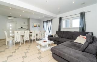 Gorgeous Home In Sreser With Sauna - 7