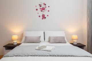 Sunshine Holiday Home - 6