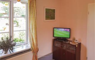 Cozy Apartment In Flüggendorf With Wifi - Klausdorf - 4