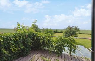 Lovely Home In Am Salzhaff With Kitchen - Pepelow - 2