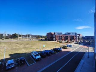 Lakeside apartment, walking distance to foreshore - 1