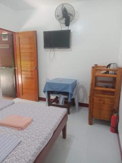 Felipa Beach and Guesthouse - Newly Renovated Airconditioned Guest Rooms - Dumaguete - 8