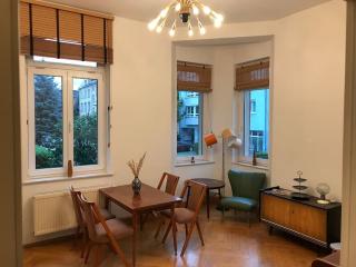 Stylische Mid-Century-Wohnung im Zentrum Plauens - Plauen - 1