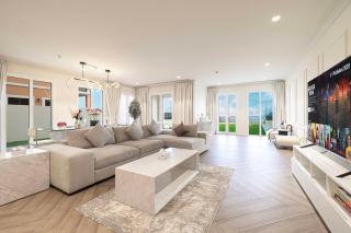 LUX Villa with Burj Khalifa View - 0