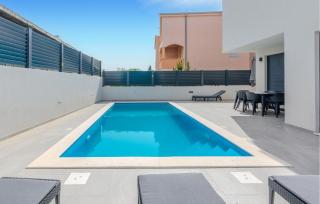 Amazing Home In Vrsi With Wifi - Vrsi - 9