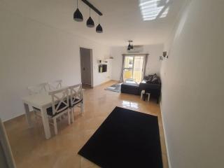 Stylish and luxurious apartment 2 - 0