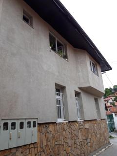 Modern&Cozy Bosnian house with GARDEN+FREE parking - Sarajevo - 2