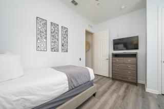 Stunning Vacation Condo - Vista Cay Resort - 2016 - 2