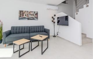 3 Bedroom Awesome Home In Vrsi - Vrsi - 1