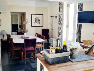 Stunning 4 bedroom house in Wadebridge, Cornwall - 2 living rooms and superking beds - Wadebridge - 8