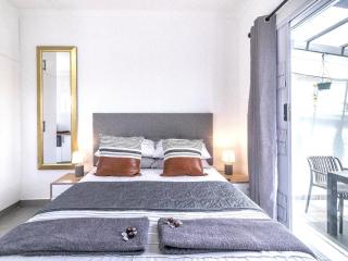 Cozy Cottages - East London - 8