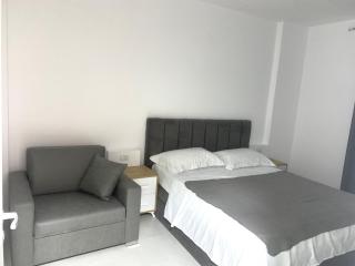 Banesa me Qera 15,36 Rana Hedhun Shengjin - Lezhë - 1