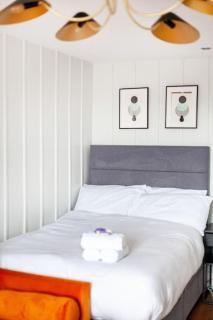 Studio near Baker Street Station - 9