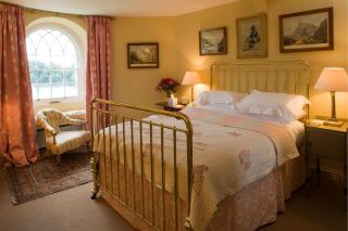 Swiss CottageChatsworth Estate - Beeley - 7