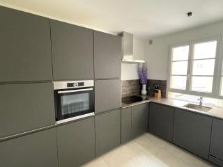 2 Bedroom Stylish Apartment Central Paris - París - 7