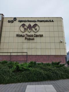 Apartament Poznań Lotnisko parking samodzielne zameldowanie blisko Stadion Targi Szpitale i Uczelnie - 1