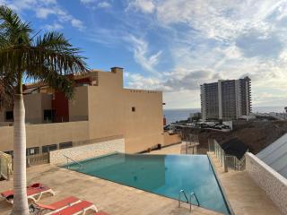 Sun and Sea Vacation in the Heart of Playa Paraiso - Adeje - 2