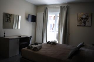 DIMORA GYUESY affittacamere - mini appartamenti - 1