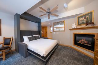 Red Wolf Lakeside Lodge - Tahoe Vista - 5