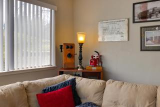 Walk to Downtown Eclectic Murphys Home with Decks! - Murphys - 5