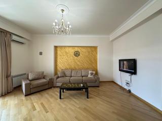 Aram street, 1 bedroom Comfy & Sunny apart with Open balcony DI480 - Yerevan - 0